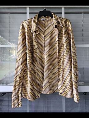 Old Navy Long Sleeve Striped Satin Shirt Gold Multi Color is a Size Large.
